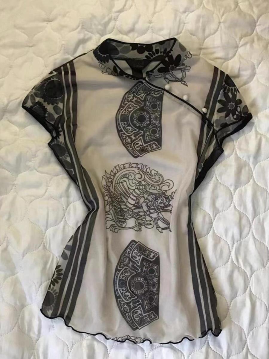 Street Fashion In Chinese - เสื้อพิมพ์ลายทรงสลิม ดีไซน์หรูหรา แฟชั่นสตรีทสไตล์สำหรับผู้หญิง ผ้าบาง คอตั้ง รุ่นใหม่สำหรับฤดูร้อน