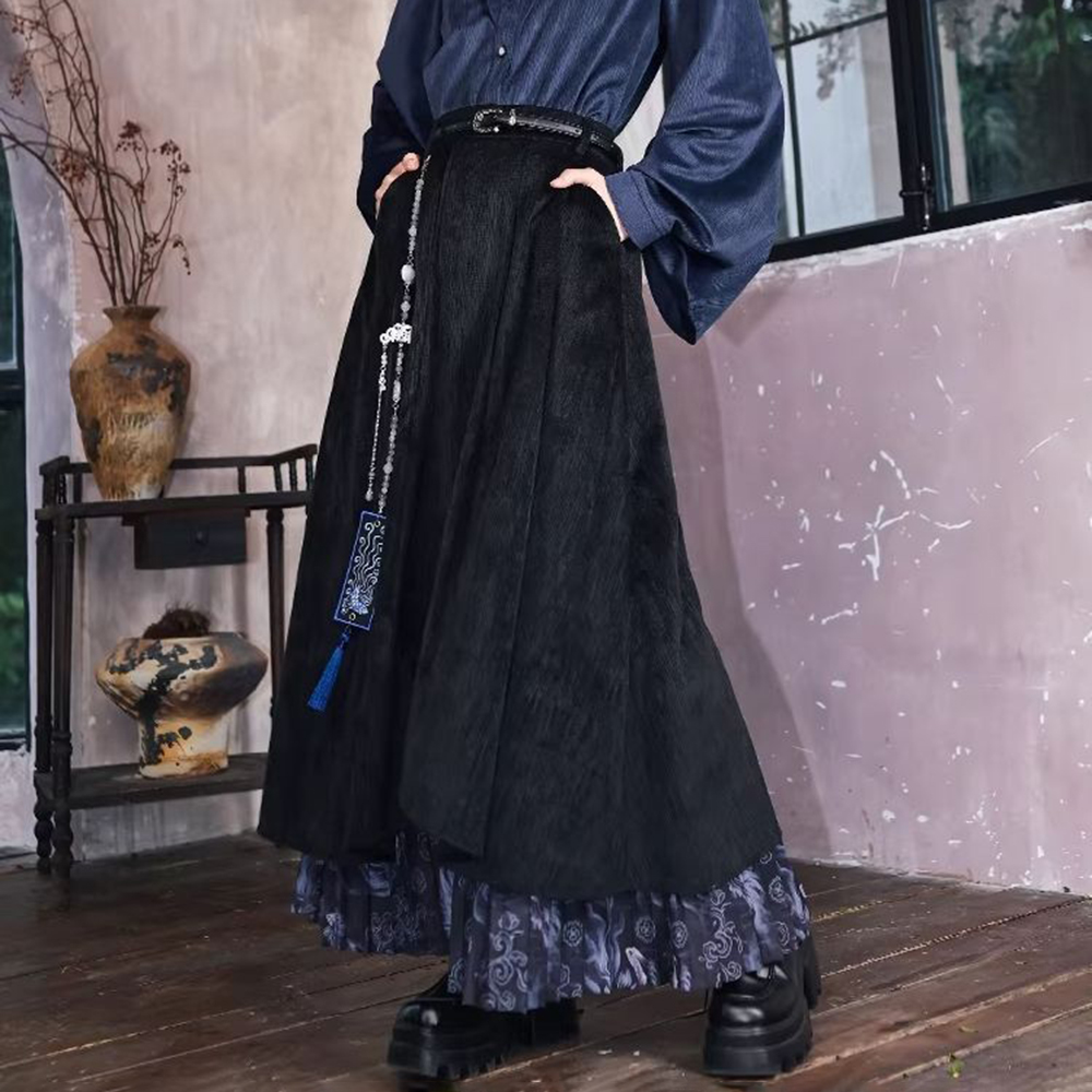 Street Fashion In Chinese - กระโปรงกางเกงแบบแพทช์เวิร์ค ยูนิเซ็กส์ รุ่นใหม่ประจำฤดูร้อนปี 2026 สไตล์จีนย้อนยุค แฟชั่นอินเทรนด์