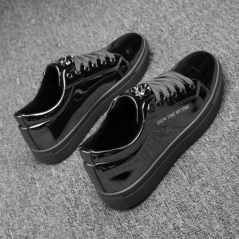 รองเท้าผ้าใบลำลองผู้ชายสุดหรู  - Street Fashion Walking บทวิจารณ์และราคา