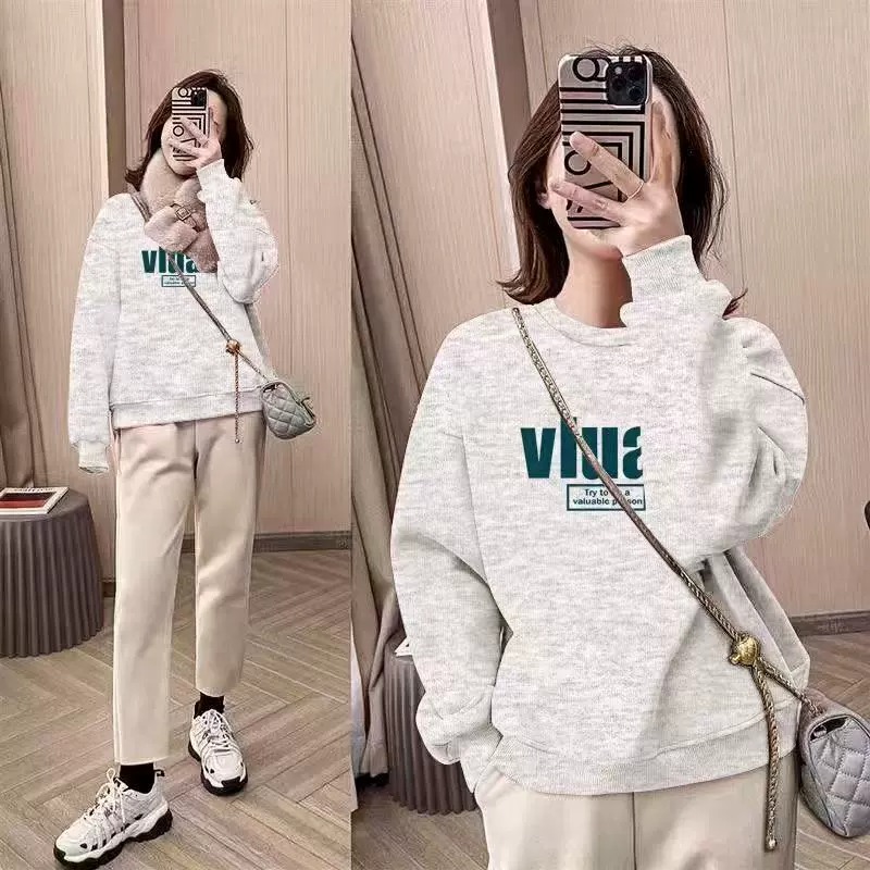 เสื้อสเวตเตอร์คอกลมทรงโอเวอร์ไ - Oversized Crewneck Fleece บทวิจารณ์และราคา