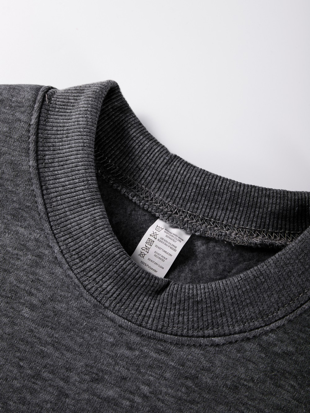 เสื้อสเวตเชิ้ตผู้ชายลายพิมพ์สร - Oversized Crewneck Fleece บทวิจารณ์และราคา