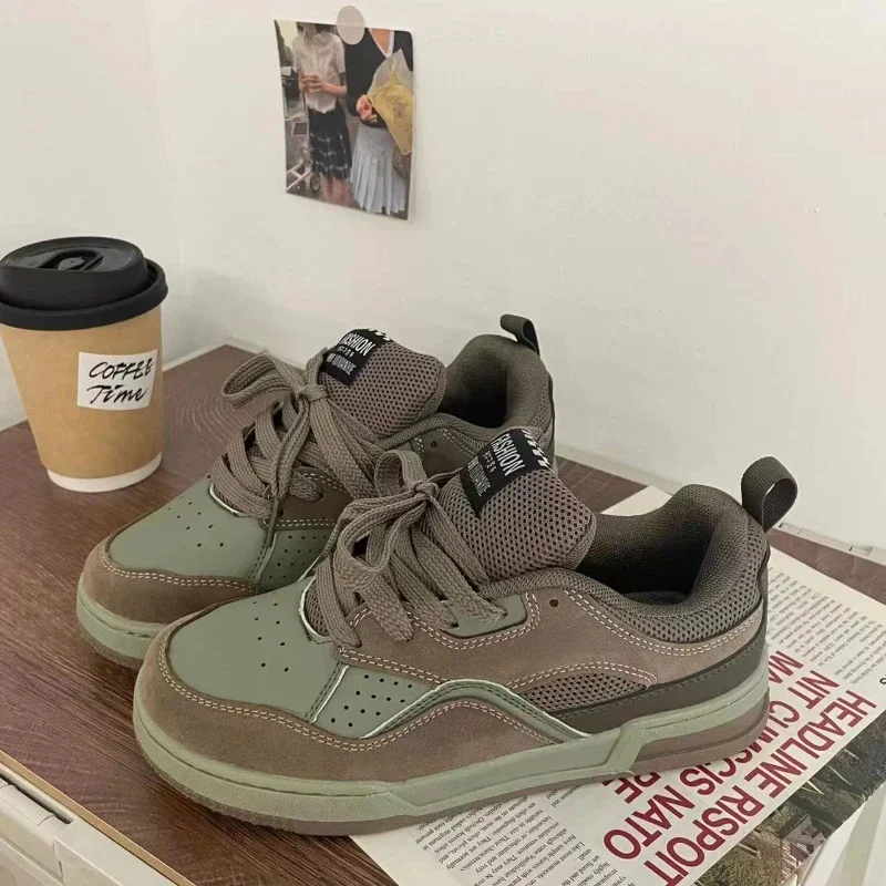 รองเท้าผ้าใบแฟชั่นวินเทจผู้ชาย - Street Fashion Walking บทวิจารณ์และราคา