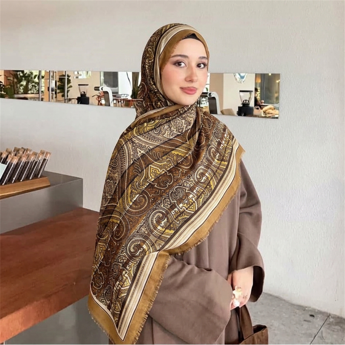 ผ้าคลุมศีรษะลายเพสลีย์วินเทจ ผ - Street Fashion Hijab บทวิจารณ์และราคา