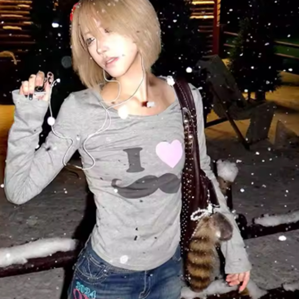 เสื้อยืดพิมพ์ลายเคราสไตล์ Y2K  - Street Fashion In Japan บทวิจารณ์และราคา