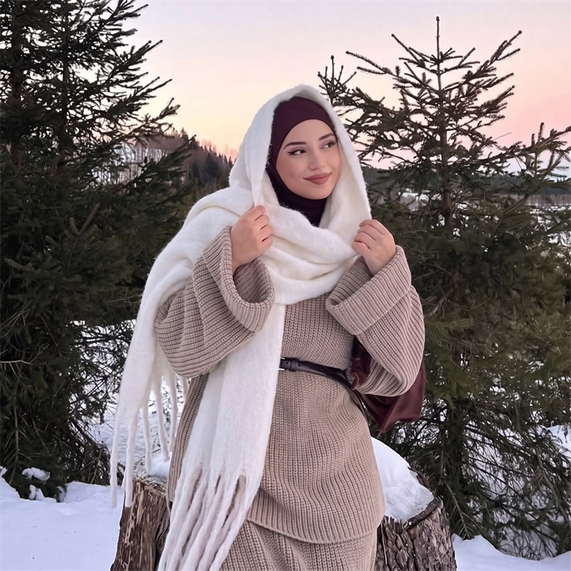 ผ้าพันคอขนโมแฮร์ 36 สี พร้อมชา - Street Fashion Hijab บทวิจารณ์และราคา